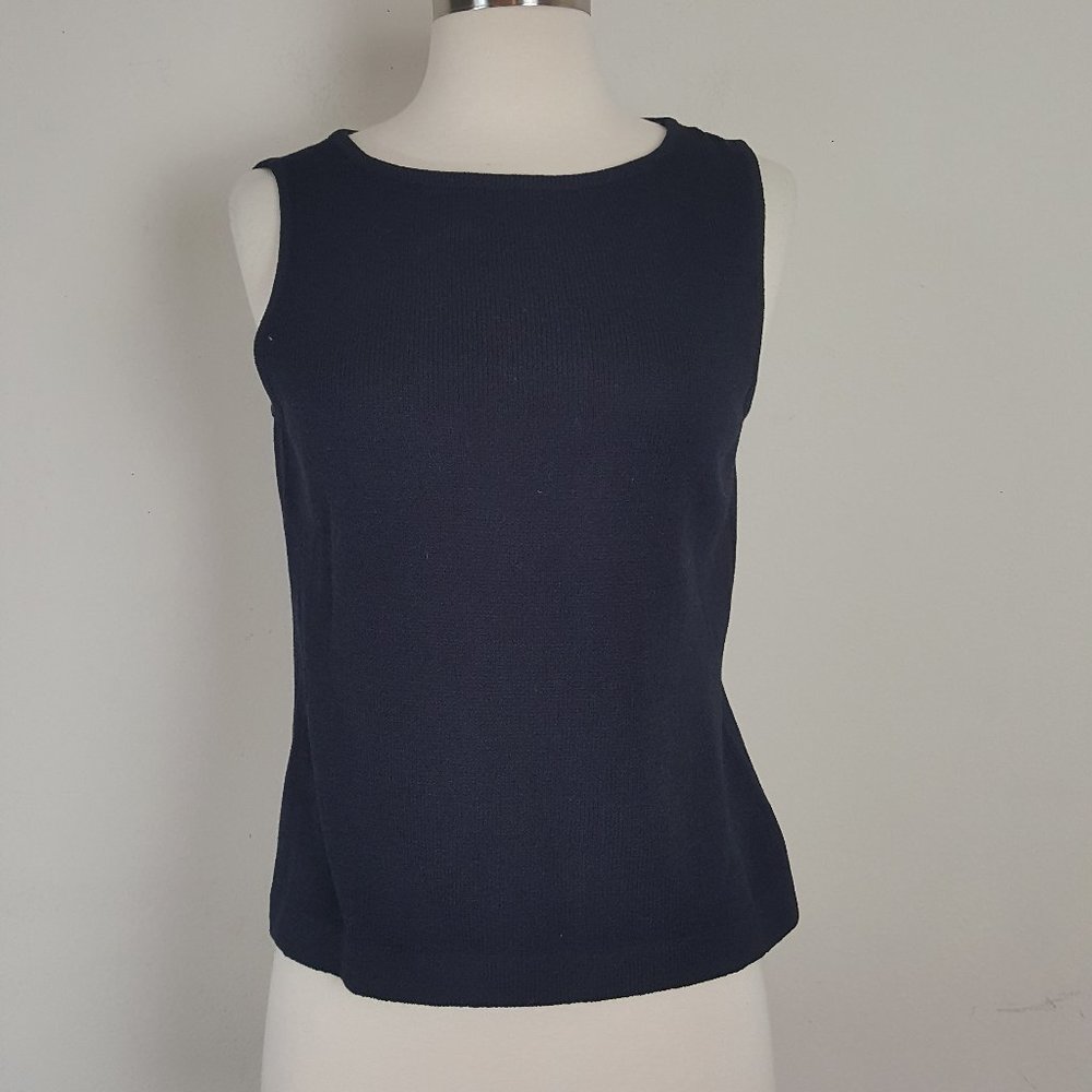 St. John Sleeveless Top Size P (small)
